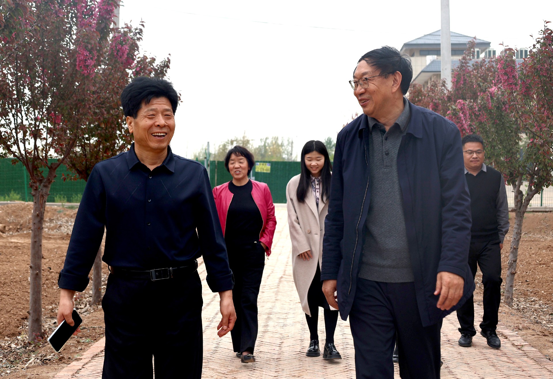 1712570885114690.jpg ada27518de78ef720367680e044c7e9.jpg